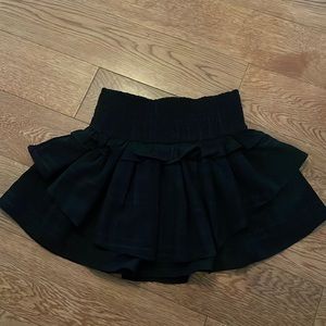 Impeccable Pig• black ruffle skirt